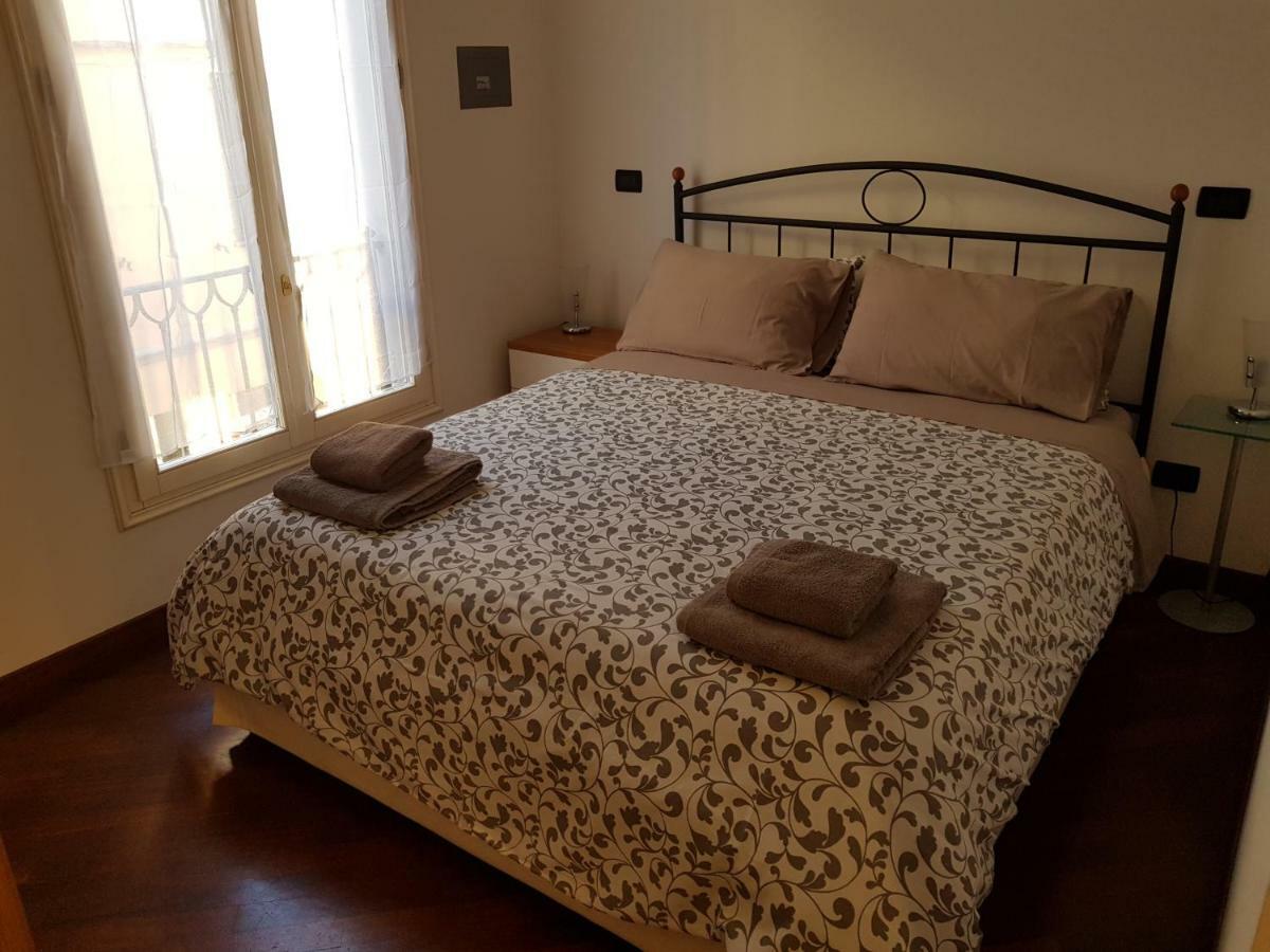 Juli's guest house Bologne Extérieur photo
